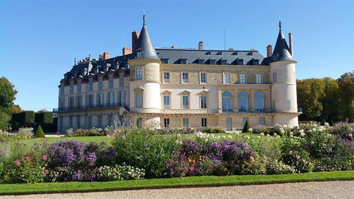Le Nid Douillet D'Angelique Et David Avec Parking Rambouillet Exterior foto